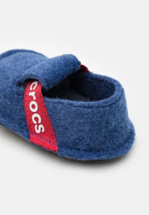 6c93c5a4218e448293f842672d19885a.jpg Crocs Classic Slippers