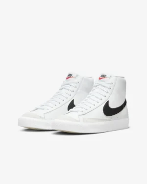 Nike Blazer Mid