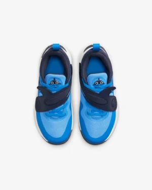Nike Team Hustle